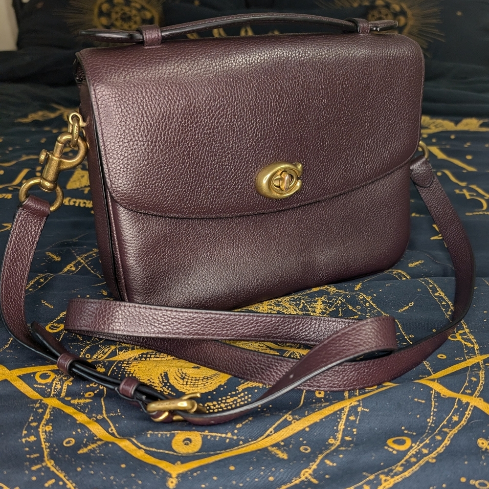 Coach Cassie Crossbody Pebbled leather in Oxblood 68348